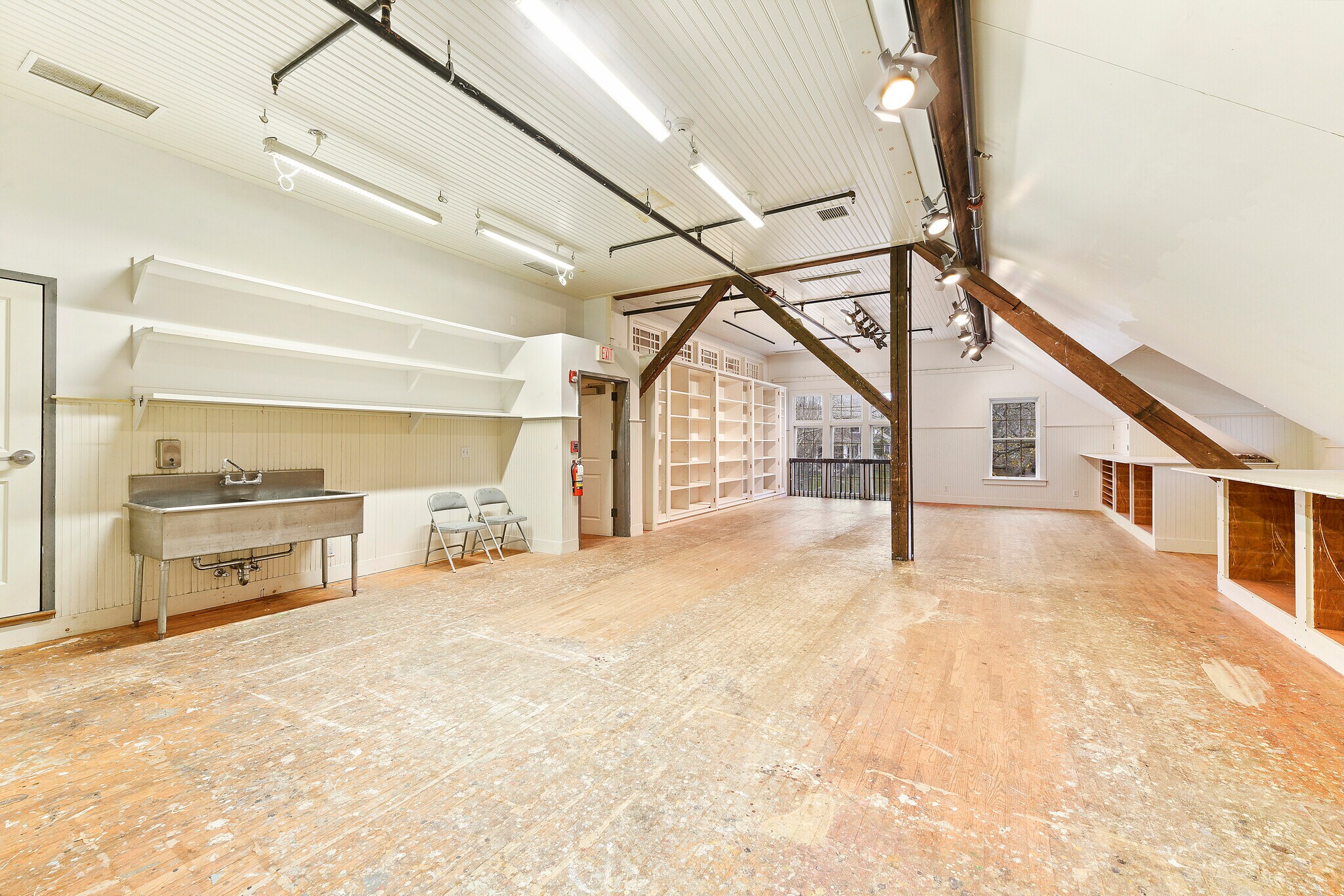 11-Indian-Wells-Hwy-Amagansett-NY-Building-Photo-50-LargeHighDefinition