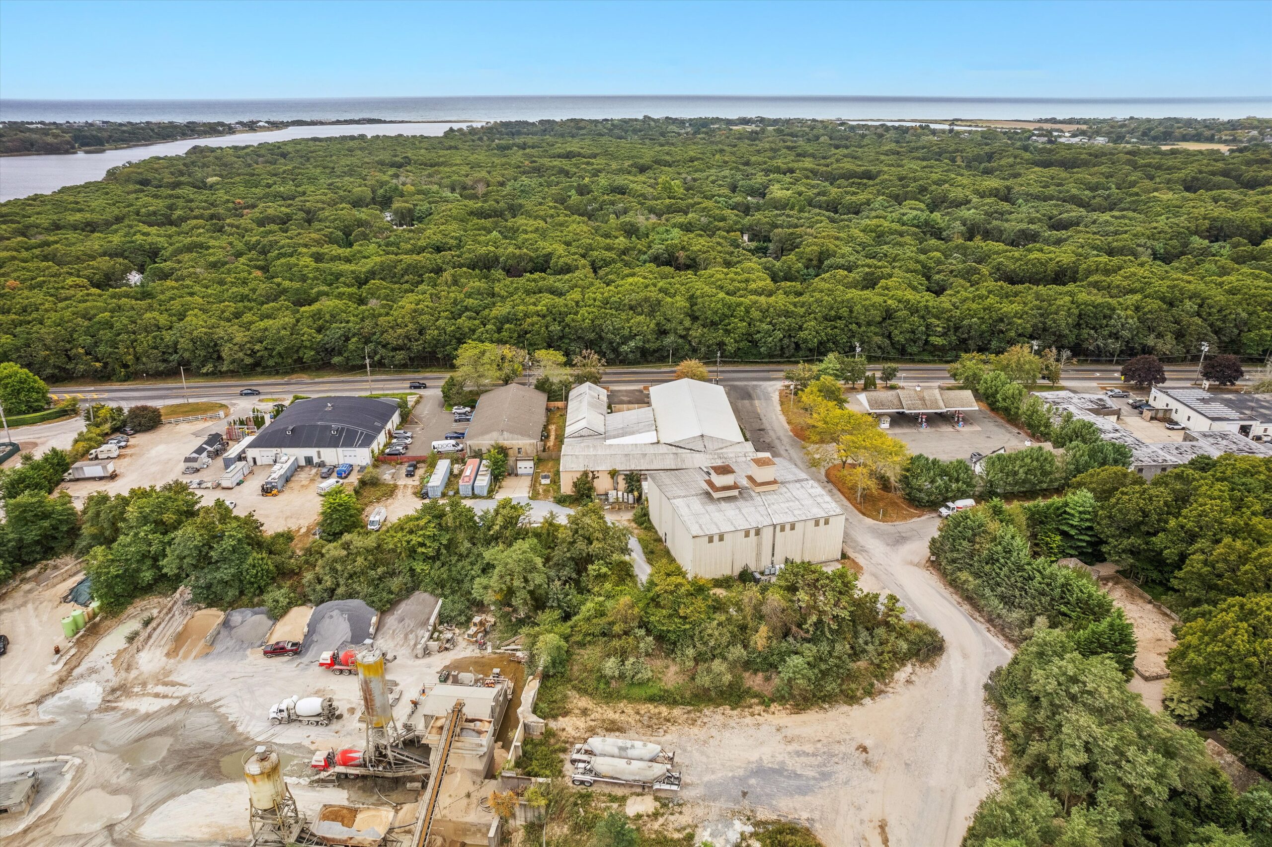 11-342 Montauk HWY Wainscott-05