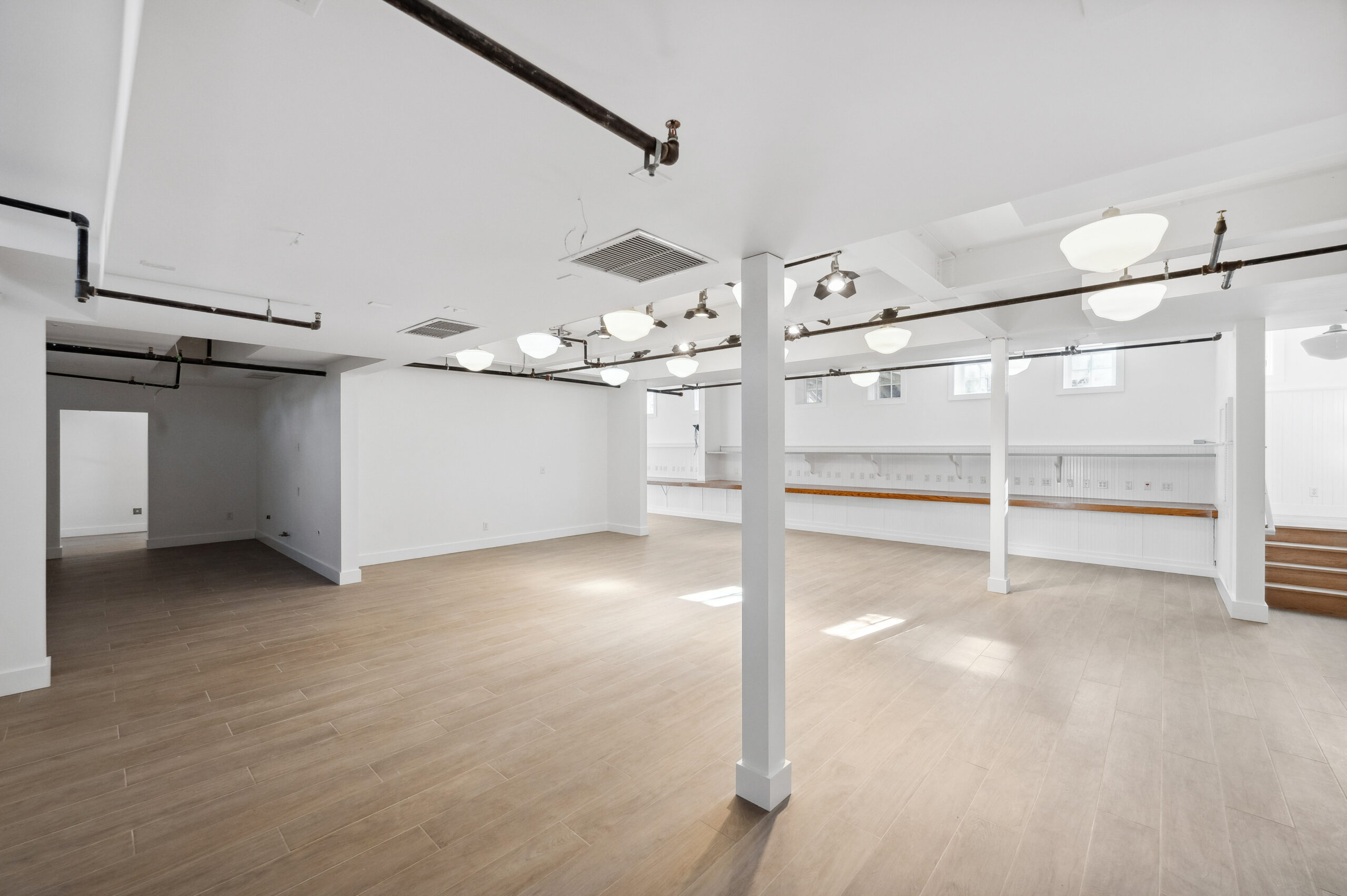 WebRes_16 - 11 Indian Wells Hwy, Amagansett - Retail