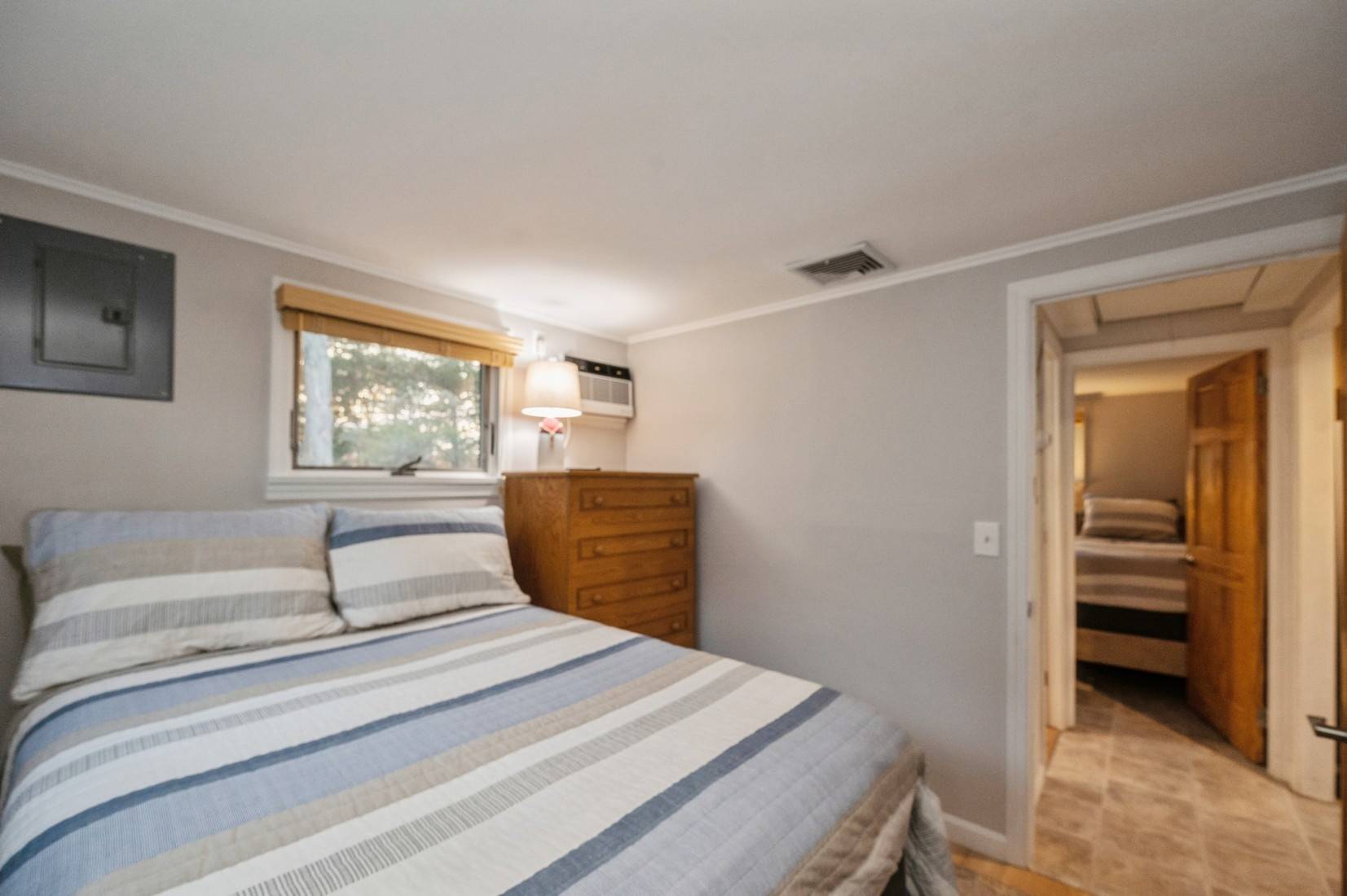 864815-49VTwcRF1vlcG25R