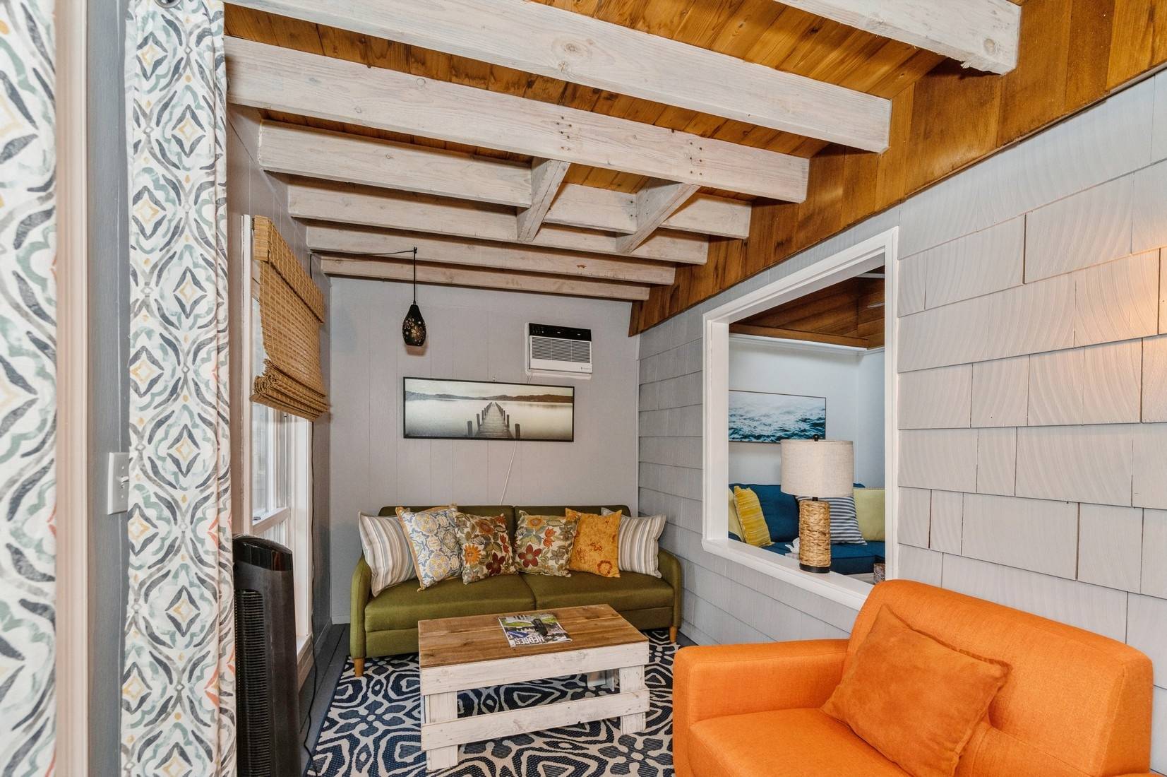 864815-pcqWkdp2Fv3T1SsW