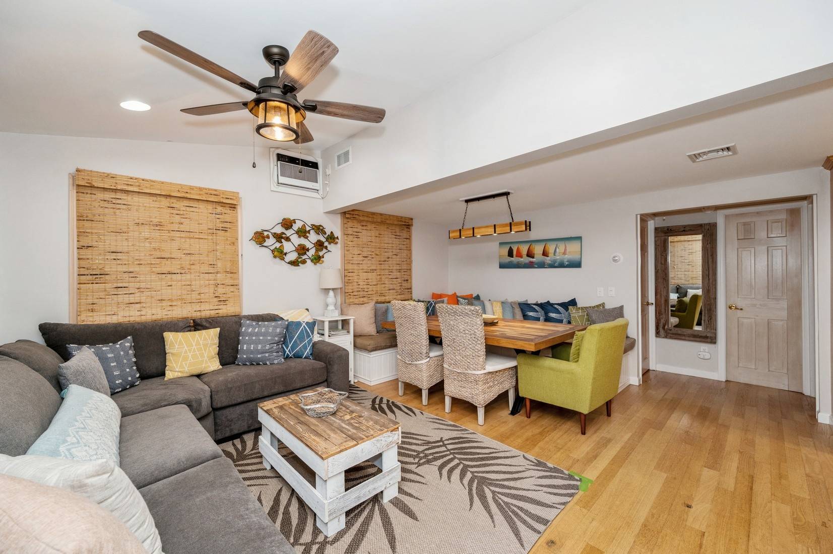 864815-rLHPGp81WrXYq53f