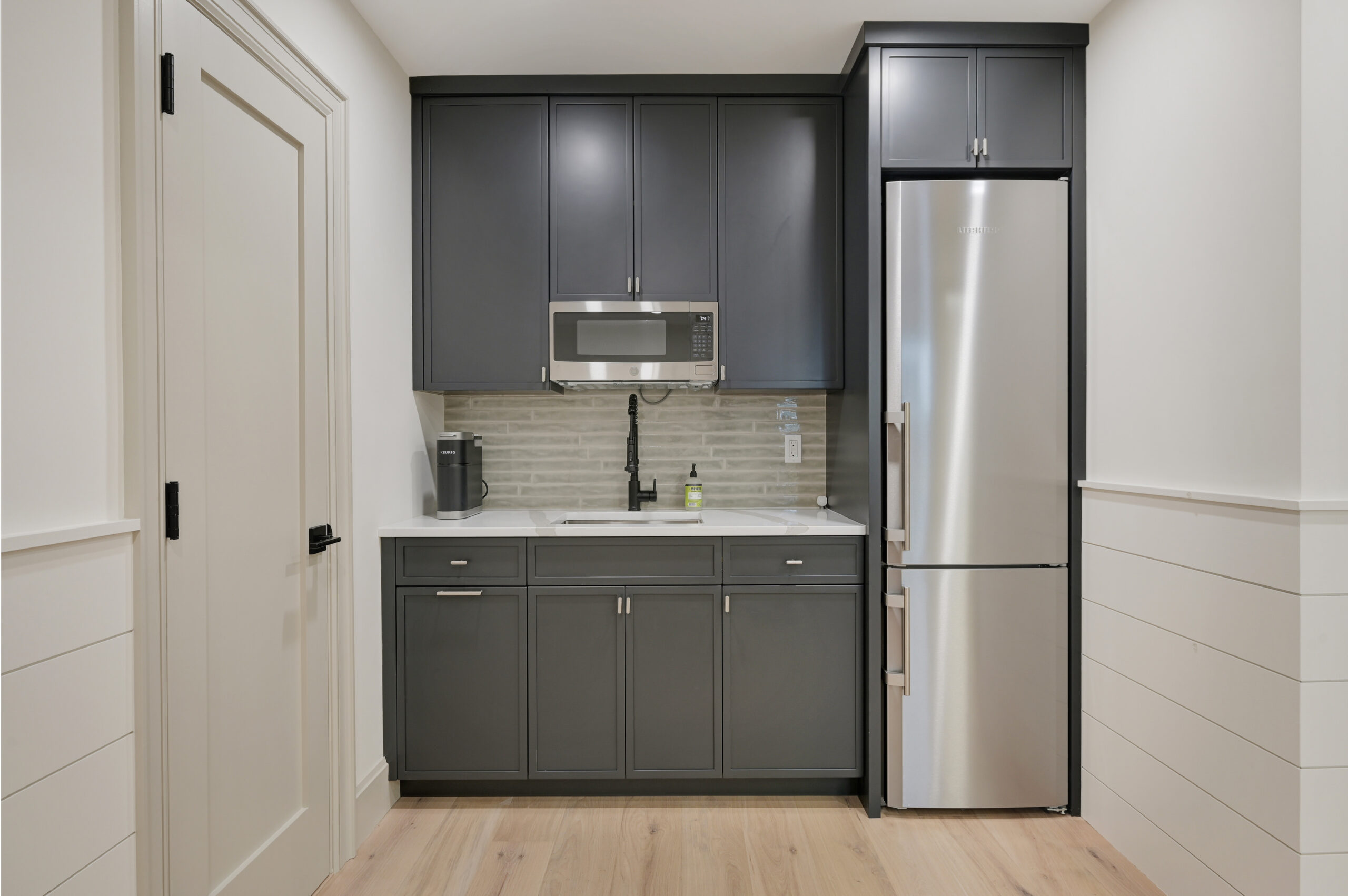 WebRes10_55 Newtown Ln, East Hampton_Kitchen