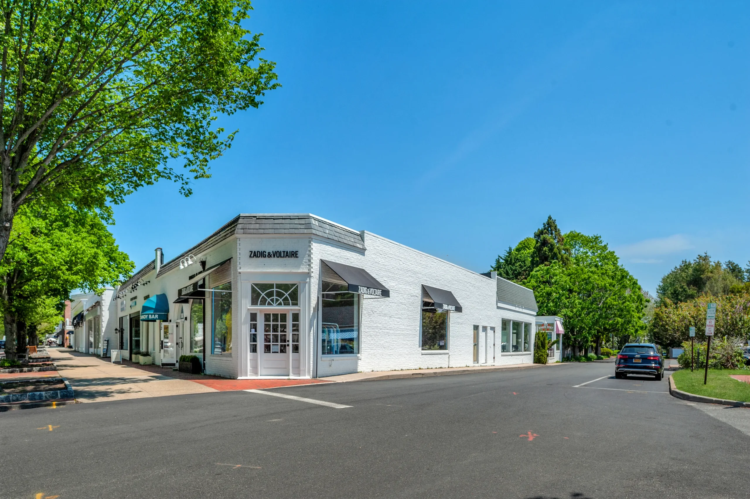 52 Main Street East Hampton