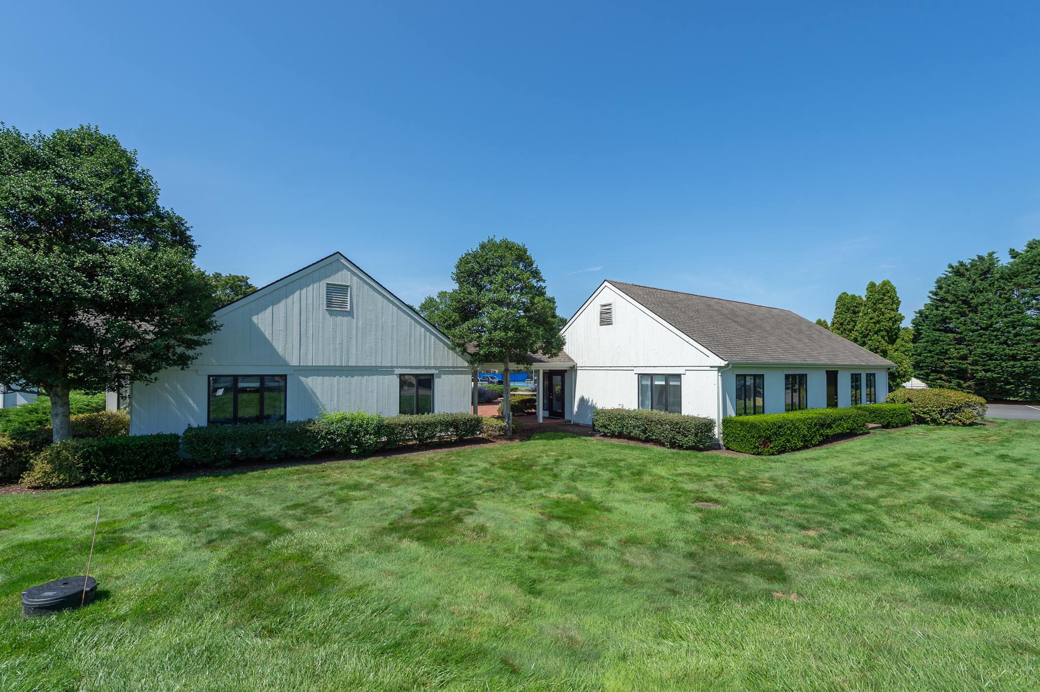 860 Montauk HWY-14